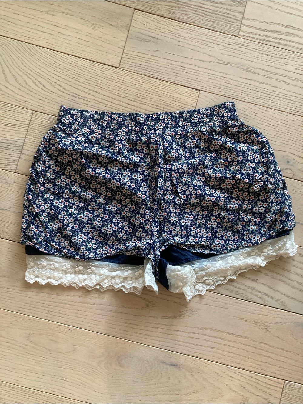 Forever 21 Floral Lace-Trim Bloomer-style Shorts
